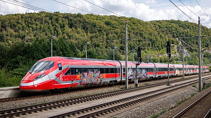 Frecciarossa начинает испытания новых высокоскоростных железнодорожных линий между Римом, Миланом и Мюнхеном